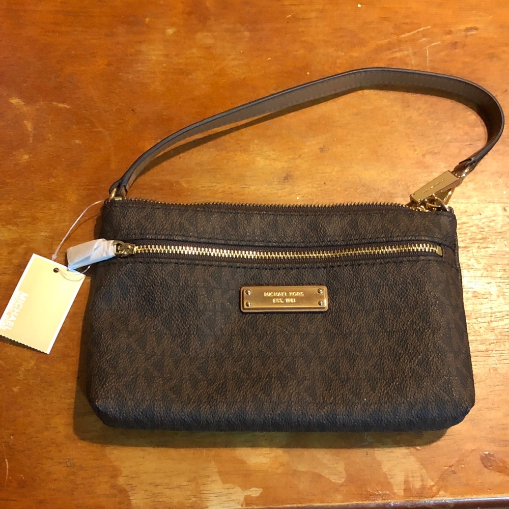 Micheal Kors Wristlet